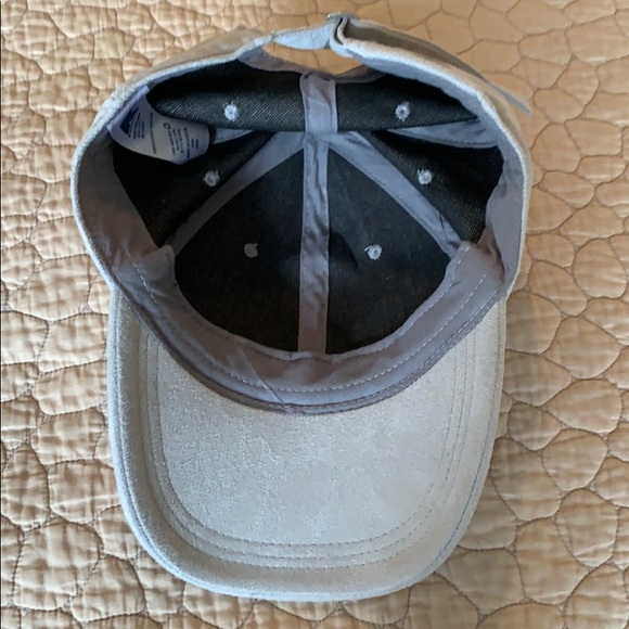NWOT - Brand NEW baseball hat - Picture 3 of 5